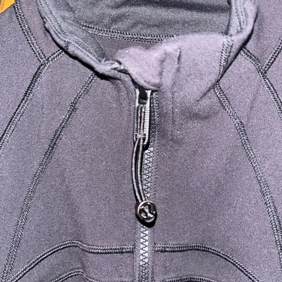 Lululemon Define Jacket - Picture 5 of 7